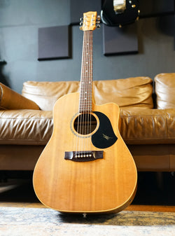 Pre-Owned Maton EM325C