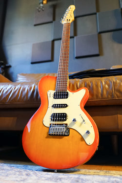 Pre-Owned Godin SDXT Sunburst 