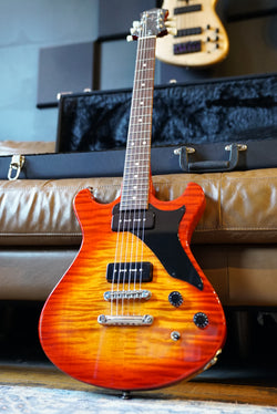 Knaggs Guitars USA - Keya “J” MT, Cherry Burst
