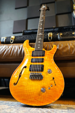 Pre-Owned PRS Private Stock Special Semi-Hollow Limited Edition - Citrus Glow 