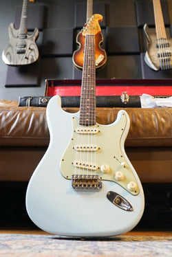 Fender Custom Shop '59 Stratocaster Journeyman Relic - Super Faded Aged Sonic Blue