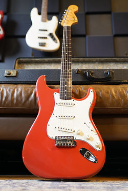 Pre-Owned Fender 1966 Stratocaster Fiesta Red