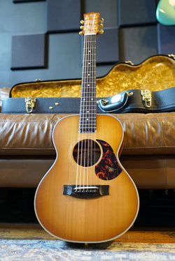 Pre-Owned Maton EMD6 Mini Diesel Model