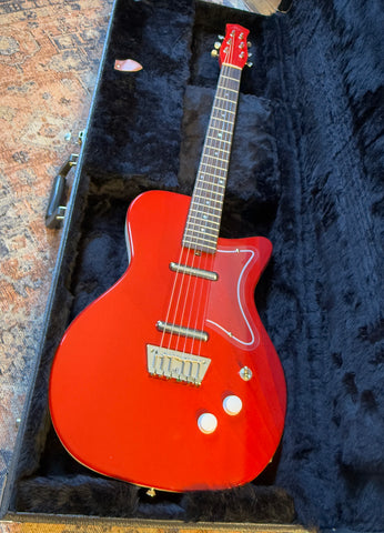 Pre-Owned Jerry Jones Neptune Single Cut Red