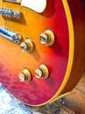 Pre-Owned 1973 Gibson Les Paul Deluxe Cherry Sunburst w/Case