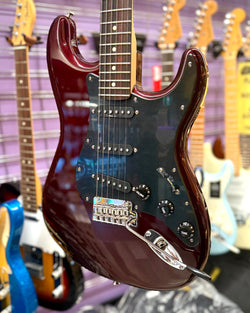 Fender Player II Stratocaster, Rosewood Fingerboard, Oxblood (DE Limited Run)