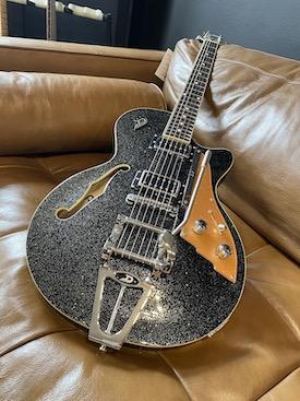 Duesenberg Starplayer TV Black Sparkle guitar