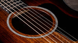 Taylor 224ce-K DLX sound-hole